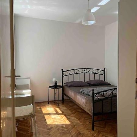 Central Home In Belgrád Kültér fotó