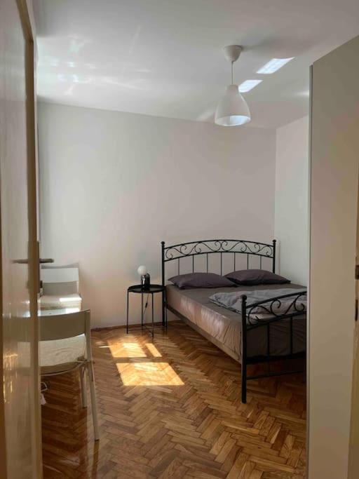 Central Home In Belgrád Kültér fotó